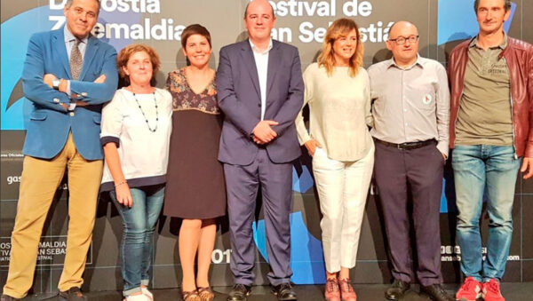 Emma Suárez recibe el premio “Basque Country Gastronomiko”